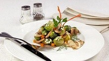 Рецепт - Салат из брюссельской капусты с шампиньонами