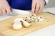 Приготовление блюда по рецепту - Картофельные зразы с грибами. Шаг 1