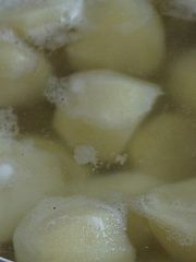 Приготовление блюда по рецепту - Картофельные котлетки с грибами. Шаг 1