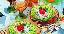 Рецепт - Салат пикантный с кольцами кальмаров