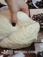 Приготовление блюда по рецепту - ВОЗДУШНОЕ ТЕСТО ДЛЯ ЖАРЕНЫХ ПИРОЖКОВ. ДРОЖЖЕВОЕ ТЕСТО. ПИРОЖКИ ЖАРЕНЫЕ. Шаг 4