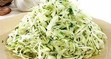 Рецепт - Салат из белокочанной капусты с зеленью