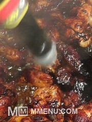 Приготовление блюда по рецепту - Куриные крылышки «Эль Негро» с мёдом.. Шаг 8