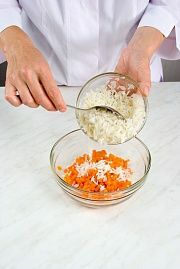 Приготовление блюда по рецепту - Помидоры, фаршированные овощами и рисом. Шаг 1