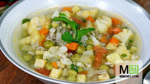 Перловый суп с цветной капустой