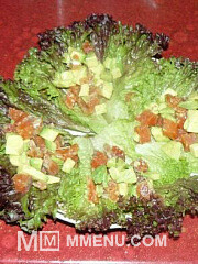 Приготовление блюда по рецепту - Салат с авокадо и лососем. Шаг 4