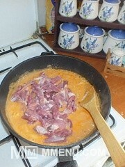 Приготовление блюда по рецепту - Бефстроганов.. Шаг 6