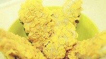 Рецепт - Куриные Стрипсы Как в KFC - Хрустящая курица в кукурузных хлопьях