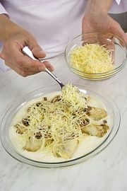 Приготовление блюда по рецепту - Блинная запеканка. Шаг 6