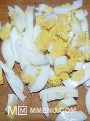 Приготовление блюда по рецепту - Салат из крапивы. Шаг 5