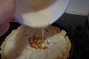 Приготовление блюда по рецепту - Пирог с рабарбаром и яблоками . Шаг 16