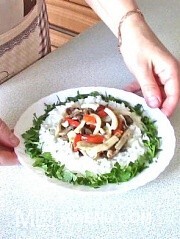 Приготовление блюда по рецепту - Кальмары с грибами. Шаг 4