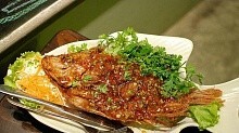 Рецепт - Рыба жареная в соусе муждей (чесночный соус)