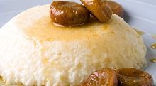 Рецепт - Рисовый пудинг с соусом из инжира
