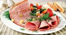 Рецепт - Буженина, шпигованная чесноком и луком