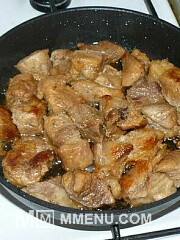 Приготовление блюда по рецепту - Мясо с кабачками и овощами. Шаг 1