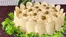 Рецепт - Салат "Золотой петушок" с курицей и морковью по-корейски