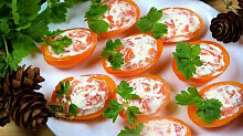 Рецепт - Фаршированные помидоры с семгой и сыром