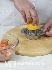 Приготовление блюда по рецепту - Хлебец с лососем. Шаг 1