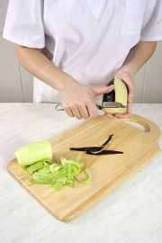 Приготовление блюда по рецепту - Овощная икра с чесноком. Шаг 1