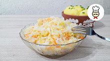 Рецепт - Хрустящая квашеная капуста с айвой