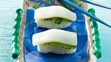 Рецепт - Ика шисо (суши с кальмаром и листьями шисо)