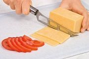 Приготовление блюда по рецепту - Горячие бутерброды с сардельками. Шаг 4
