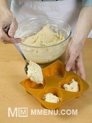 Приготовление блюда по рецепту - Волшебные кексы. Шаг 4