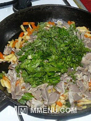 Приготовление блюда по рецепту - Булгур с куриными желудками. Шаг 8