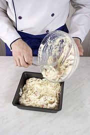 Приготовление блюда по рецепту - Запеканка со спагетти, творогом и цукатами. Шаг 5