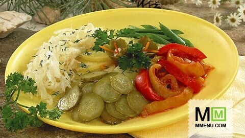 Салат картофельный с капустой и огурцами Салат картофельный с капустой и огурцами