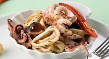Рецепт - Осьминоги и кальмары гриль с перцем чили