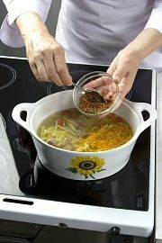Приготовление блюда по рецепту - Суп из баранины с нутом. Шаг 5