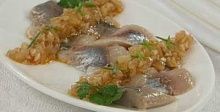 Рецепт - Сельдь с грибным соусом