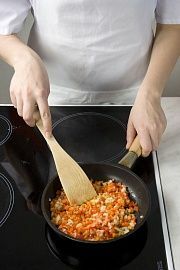 Приготовление блюда по рецепту - Каннеллони с мясом и овощами. Шаг 1