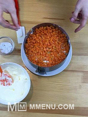 Приготовление блюда по рецепту - Слоеный салат Овощной торт. Шаг 8