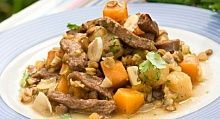Рецепт - Баранина, тушенная с тыквой и чечевицей