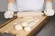 Приготовление блюда по рецепту - Слоеные булочки (катлы кумэч). Шаг 2
