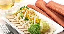 Рецепт - Салат с курицей и грушами