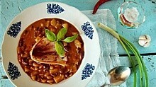 Рецепт - Густой суп с фасолью и картофелем