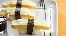 Рецепт - Тамаго (суши с омлетом)