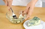 Приготовление блюда по рецепту - Форель с голубым сыром. Шаг 4