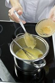 Приготовление блюда по рецепту - Крем ванильный (3). Шаг 4