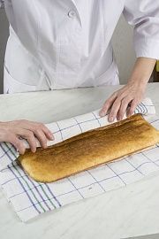 Приготовление блюда по рецепту - Быстрый рулет. Шаг 2