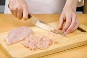 Приготовление блюда по рецепту - Яблоки, фаршированные курицей. Шаг 1