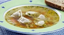 Рецепт - Суп с мясными пельменями