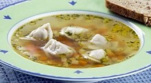 Рецепт - Суп с мясными пельменями
