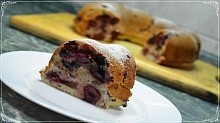 Рецепт - Воздушный домашний кекс с вишней и шоколадом!