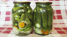 Рецепт - Огурцы с овощами на зиму