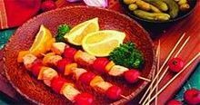Рецепт - Шашлычки из семги и овощей